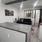 Bel Appartement A 5 Minutes Du Louvre