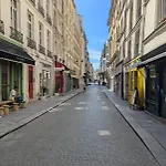 Bel Appartement A 5 Minutes Du Louvre